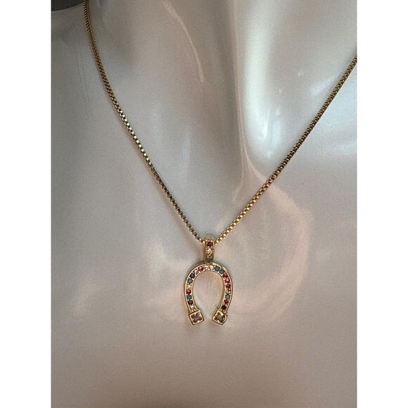 18K Gold Multicolored Cubic Zirconia Horseshoe Pendant Necklace NWT - Picture 1 of 7